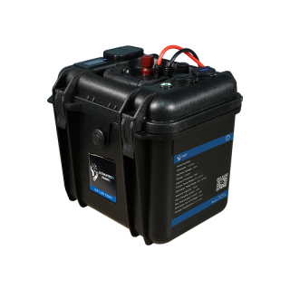 *Ultimatron LiFePO4 baterie 12,8V 100Ah (1280Wh) – voděodolná IP65 v kufru, Smart BMS Bluetooth, trakční i outdoor použití
