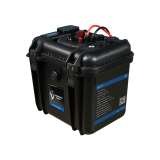 Ultimatron LiFePO4 baterie 25,6V 50Ah (1280Wh) – voděodolná IP65 v kufru, Smart BMS Bluetooth, trakční i outdoor použití